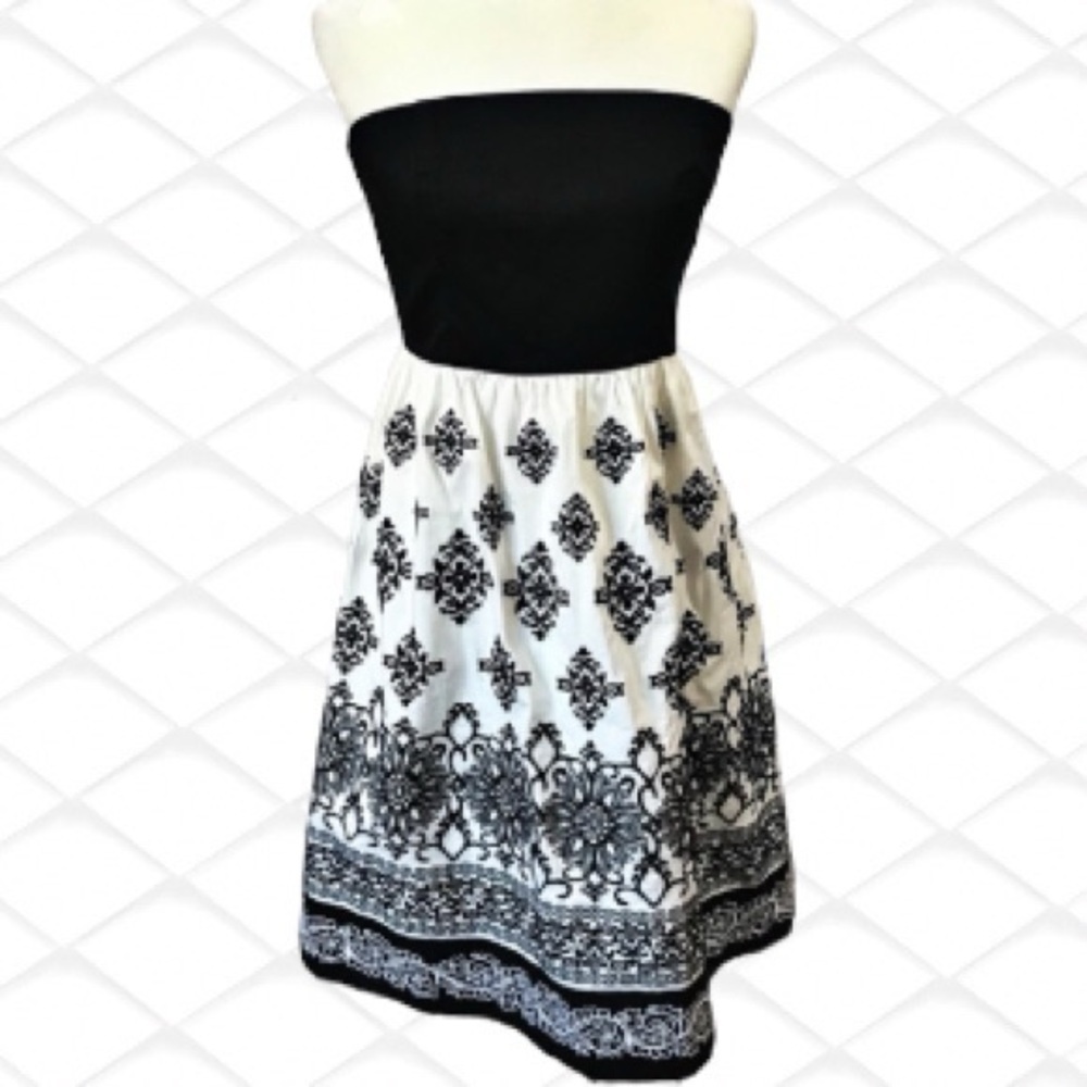 White House Black Market Strapless Dress Embroidered Medallion Print
